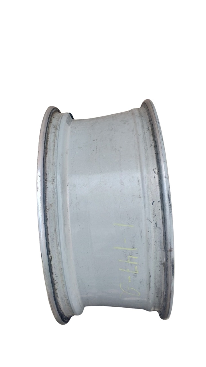 Imagen de WhatsApp 2025-09-19 a las 14.30.34_85ab4089 Ford Fusion R19 Rin Original Ds7z-1007-v1a/3963ms 2013-2016