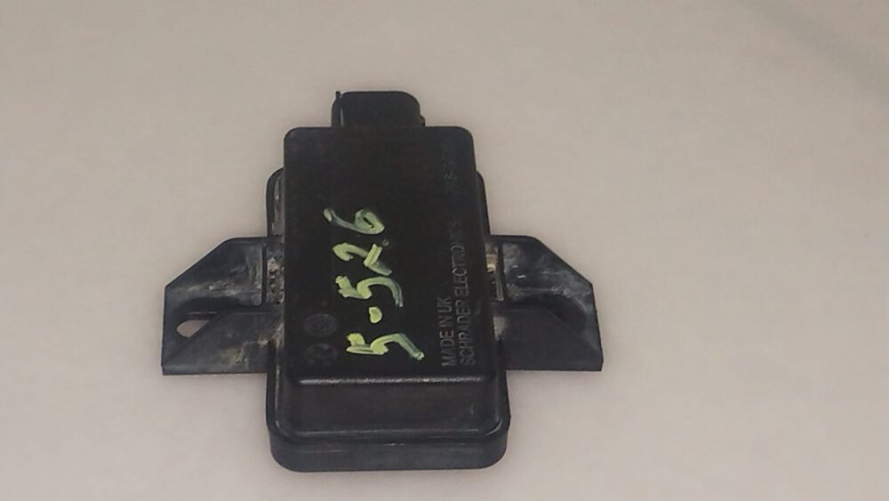 Imagen de WhatsApp 2025-11-27 a las 18.18.00_a3e30f61 Mercedes Ml350 2014 Módulo Tpms A0009008402 Oem
