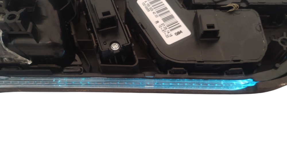 c2fc6057-df85-4270-92d5-679ee6552b14 Mercedes-benz Ml 350 Amg 2014 Bisel Der Madera Botonera