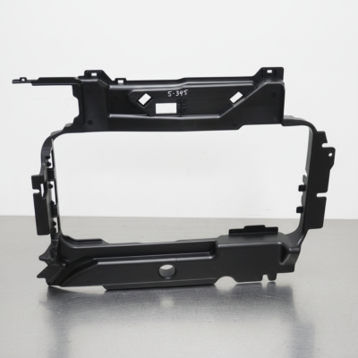 Mercedes Benz Ml350 Carcasa Plastica Piso Izq Frontal