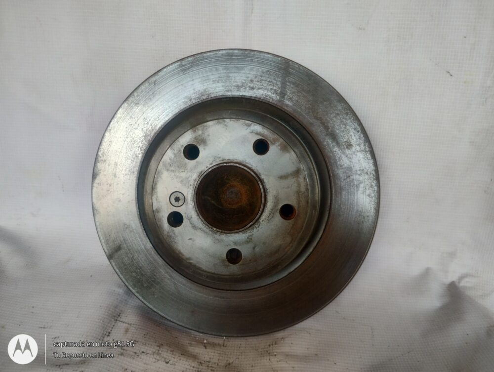Mercedes-Benz CLA 200 2014 Disco Freno Trasero Derecho Con Maza OEM A2463340006