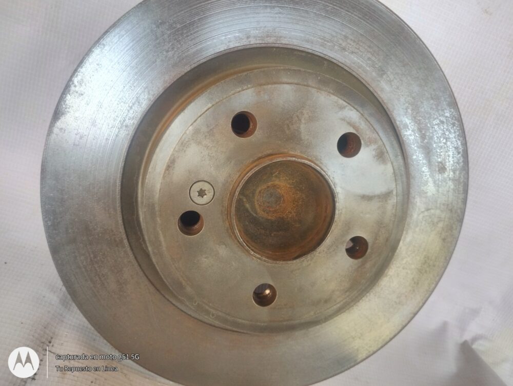 Mercedes-Benz CLA 200 2014 Disco Freno Trasero Derecho Con Maza OEM A2463340006