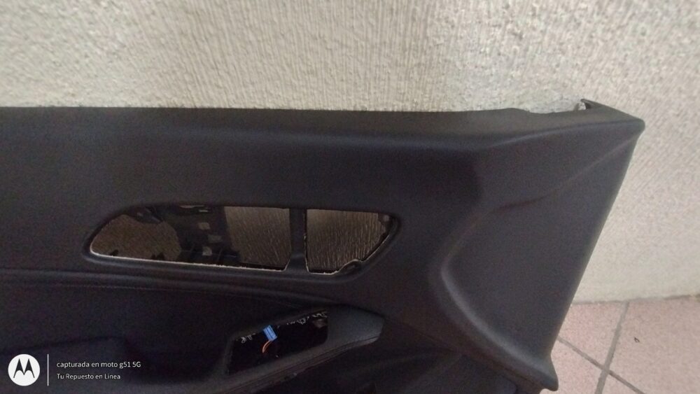 IMG_20250605_131615471_HDR Mercedes Benz CLA 200 2013-2016 Panel Puerta Trasera Izq A166 730 26 70