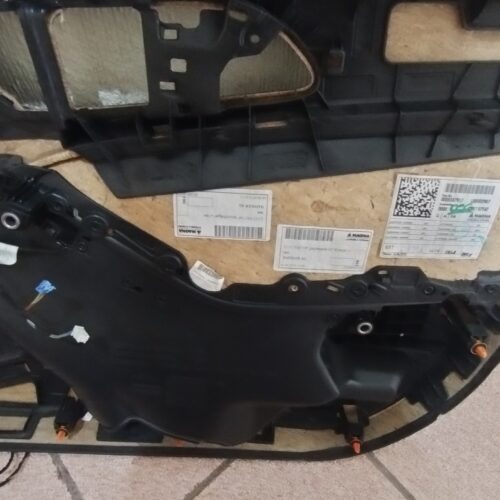Mercedes Benz CLA 200 2013-2016 Panel Puerta Trasera Izq A166 730 26 70