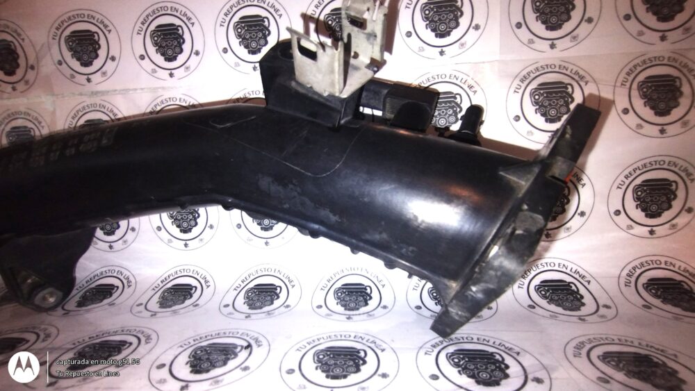 Mercedes-Benz CLA 200 2013-2016 Ducto de Aire de Admisión OEM A2700900844