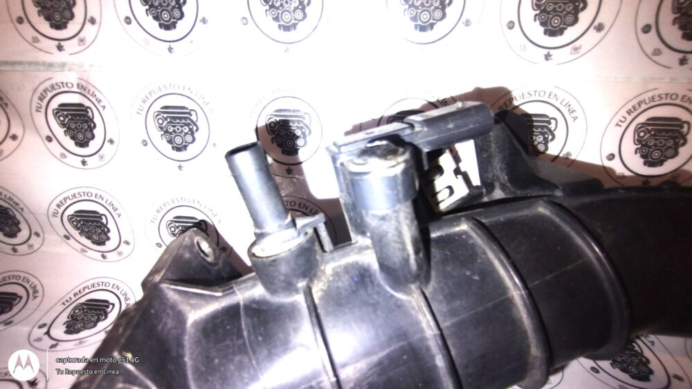 Mercedes-Benz CLA 200 2013-2016 Ducto de Aire de Admisión OEM A2700900844