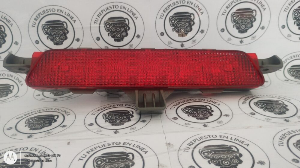 IMG_20250807_110606855 Chevrolet Malibu 08-12 Luz Freno Medallón OEM LED GM 15271122