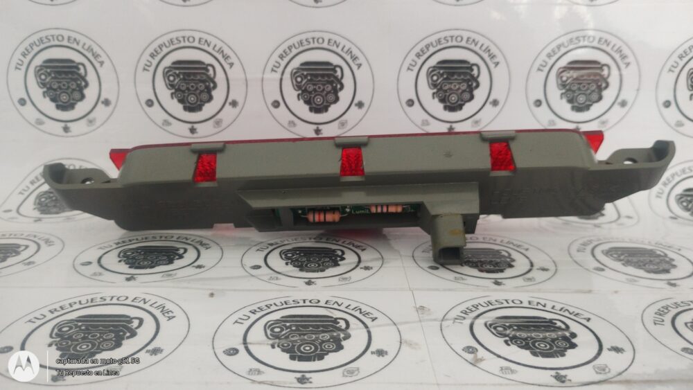 IMG_20250807_110623005 Chevrolet Malibu 08-12 Luz Freno Medallón OEM LED GM 15271122