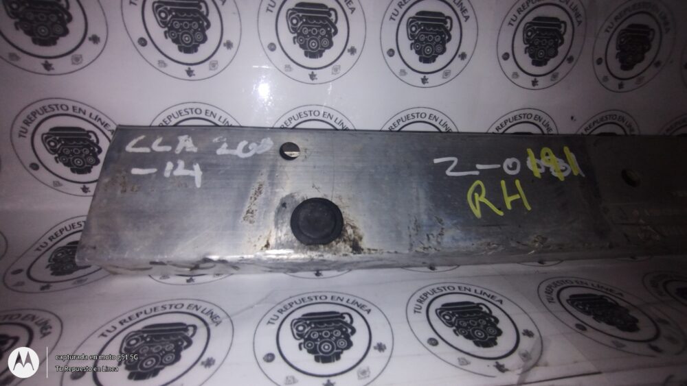 Mercedes-benz Cla 200 2014 Alma Defensa Del Der A2466280229