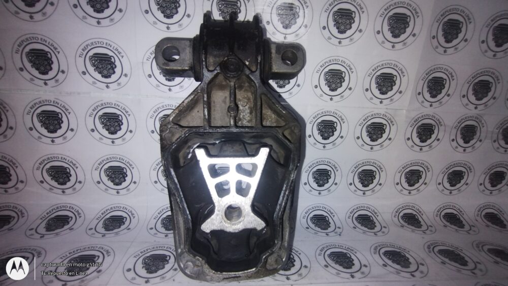 Mercedes-benz Cla 200 2014 Soporte Motor Trasero A2462401209