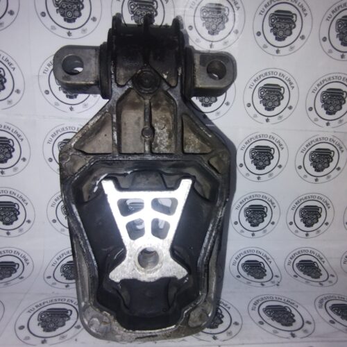 Mercedes-benz Cla 200 2014 Soporte Motor Trasero A2462401209