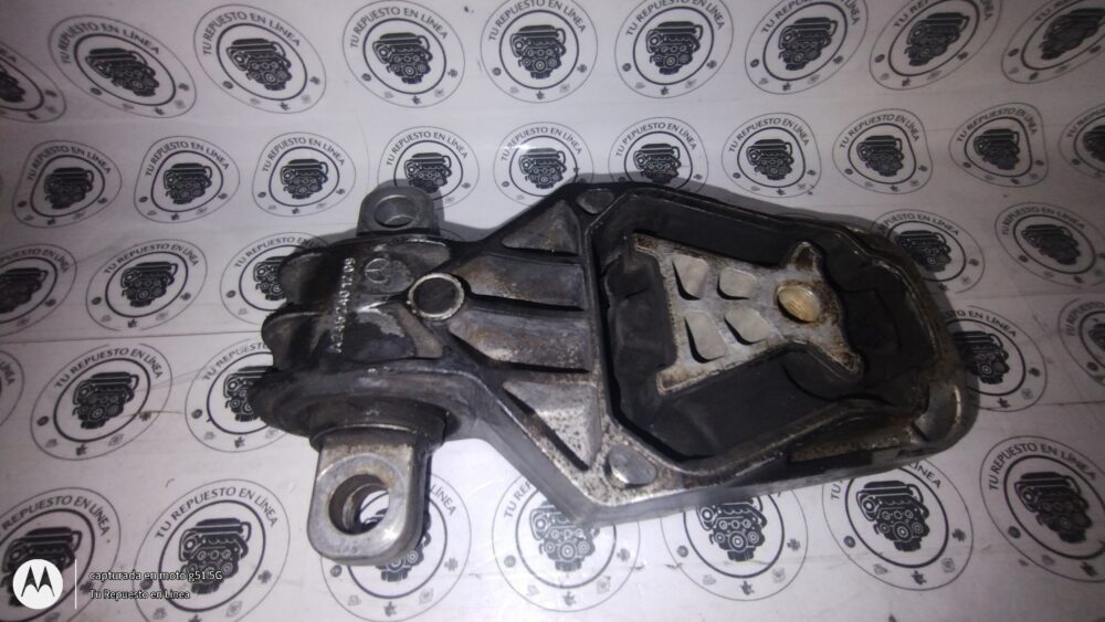 Mercedes-benz Cla 200 2014 Soporte Motor Trasero A2462401209