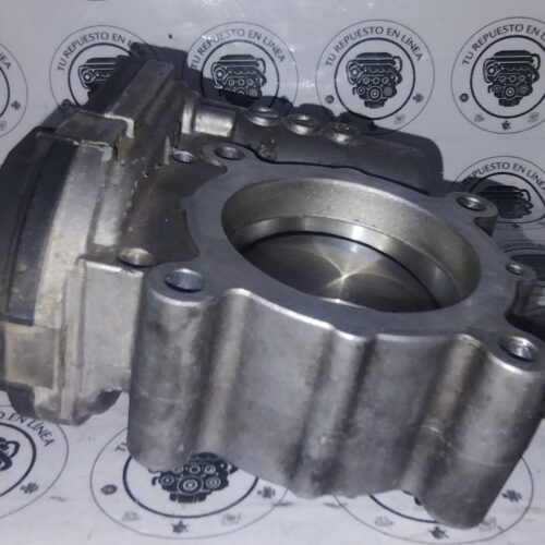 Mercedes-benz Cla 200 2014 Cuerpo De Aceleración A2701410025