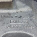 Ford Fusion Titanium 2.0l Soporte De Caja Dg93-7m125-ad Oem