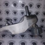 Ford Fusion Titanium 2.0l Soporte De Caja Dg93-7m125-ad Oem