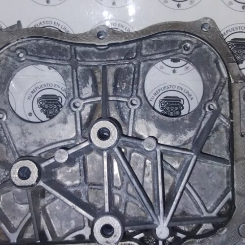 IMG_20250829_154309587 Mercedes-benz Cla 200 2013-2016 Tapa De Distribución Motor