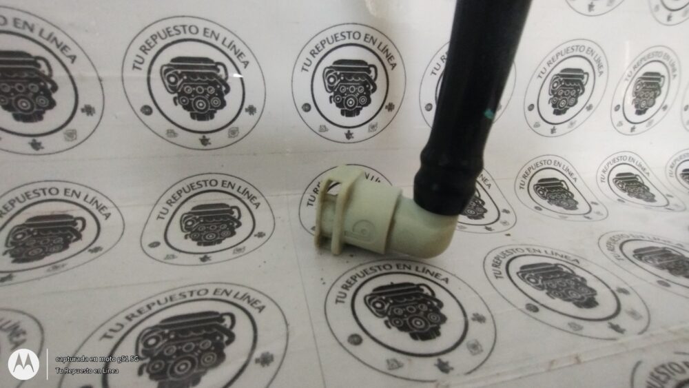 Mercedes-Benz CLA 200 2013-2016 Línea Alimentación Combustible A 246 470 1164