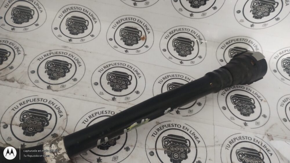 Ford Focus Trend 2.0L 2014 Manguera Vacío CP9Z-6758-B OEM