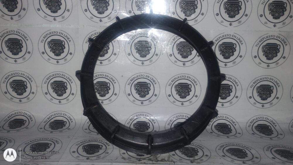 Ford Focus 2012-2014 Aro Sujetador Bomba Gasolina OEM