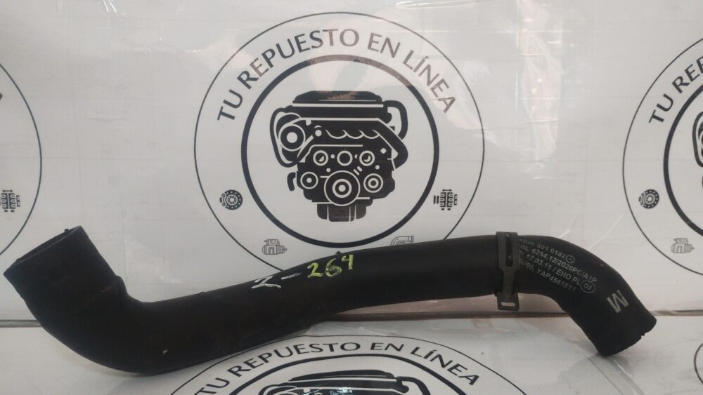 Mercedes-Benz CLA 200 2013-2016 Manguera Radiador Izq A2465010182