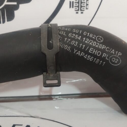 IMG_20251202_125137896 Mercedes-Benz CLA 200 2013-2016 Manguera Radiador Izq A2465010182