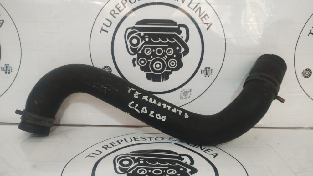 Mercedes-Benz CLA 200 2014 Manguera Radiador Derecha A2465010282