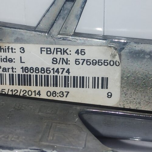 IMG_20260103_174707879 Mercedes-Benz ML 350 2012-15 Moldura Niebla Derecha A166 885 1474