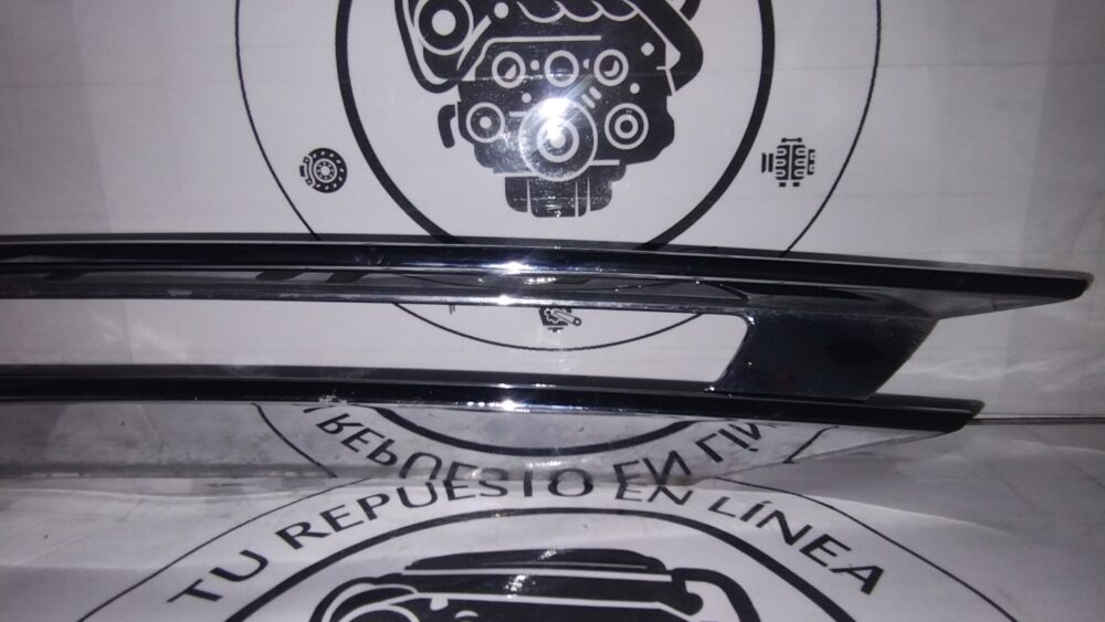 Mercedes-Benz ML 350 2012-15 Moldura Niebla Derecha A166 885 1474