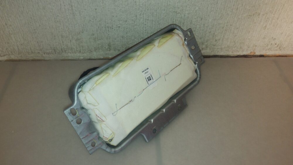 Mercedes-Benz ML 350 AMG 12-15 Bolsa Aire Tablero Pasajero OEM A1668602402