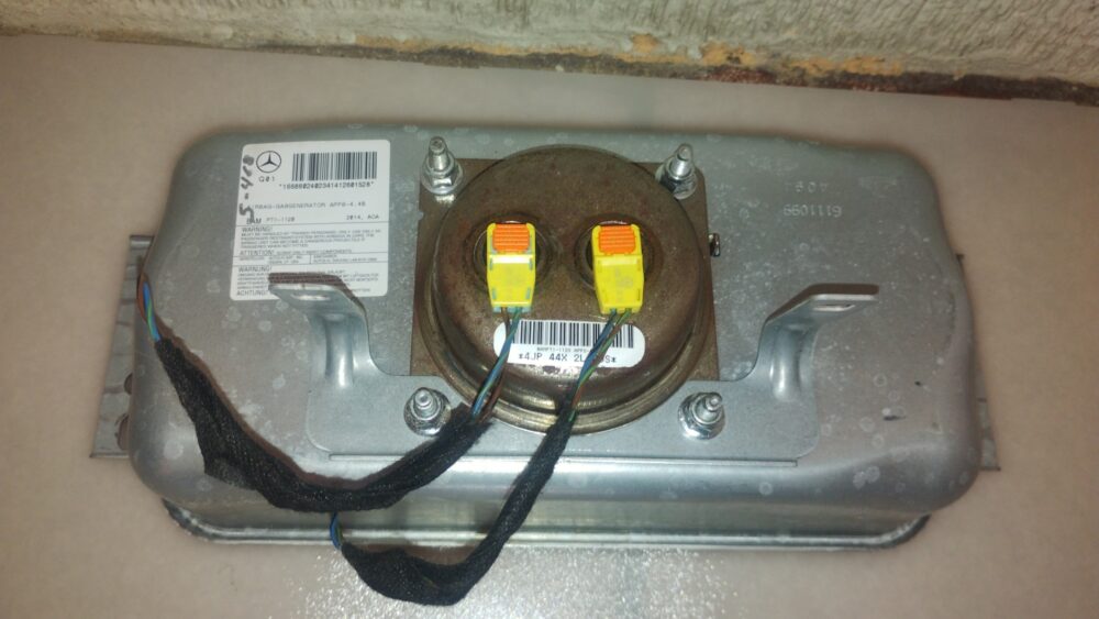 Mercedes-Benz ML 350 AMG 12-15 Bolsa Aire Tablero Pasajero OEM A1668602402