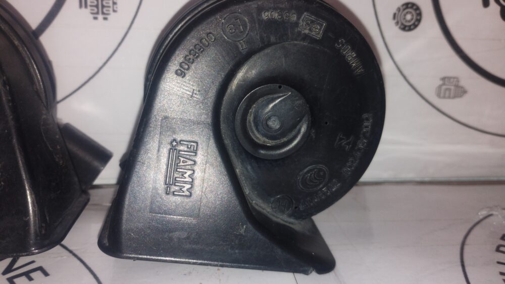 Mercedes-Benz ML 350 AMG 2014 Juego Claxon 400/500Hz OEM