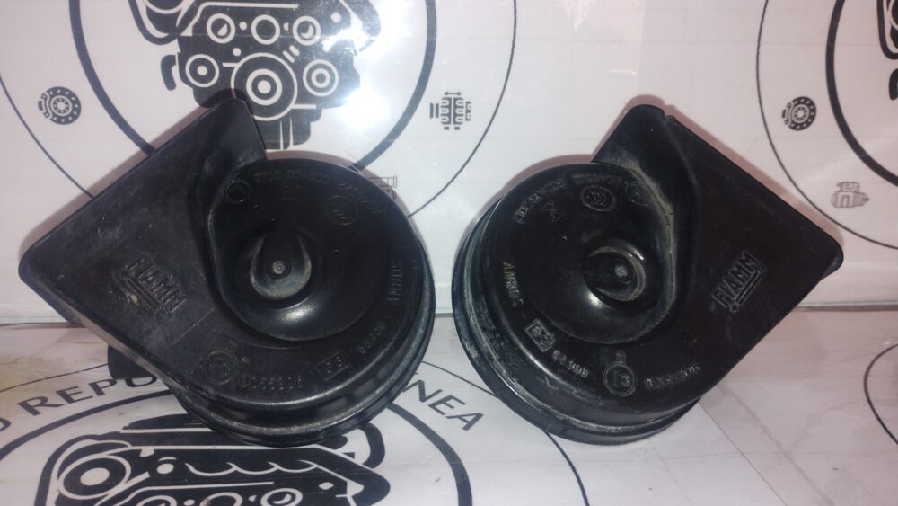 Mercedes-Benz ML 350 AMG 2014 Juego Claxon 400/500Hz OEM