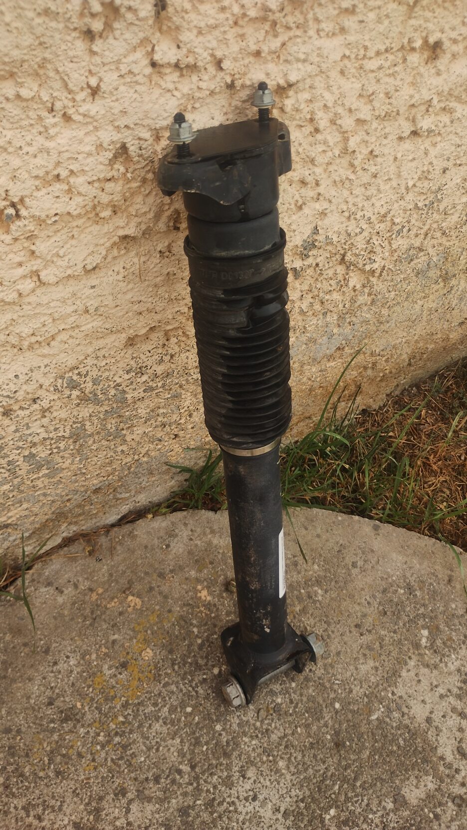 Mercedes-Benz ML 350 AMG 2014 Amortiguador Trasero Derecho OEM A1663261500