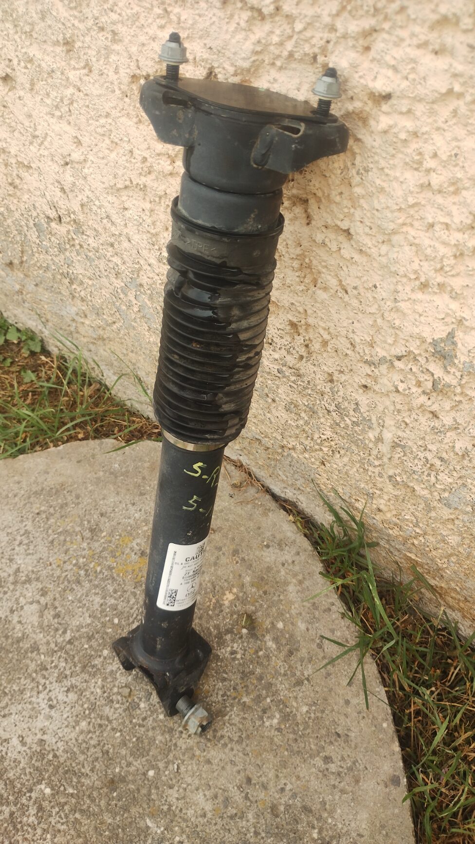 Mercedes-Benz ML 350 AMG 2014 Amortiguador Trasero Derecho OEM A1663261500