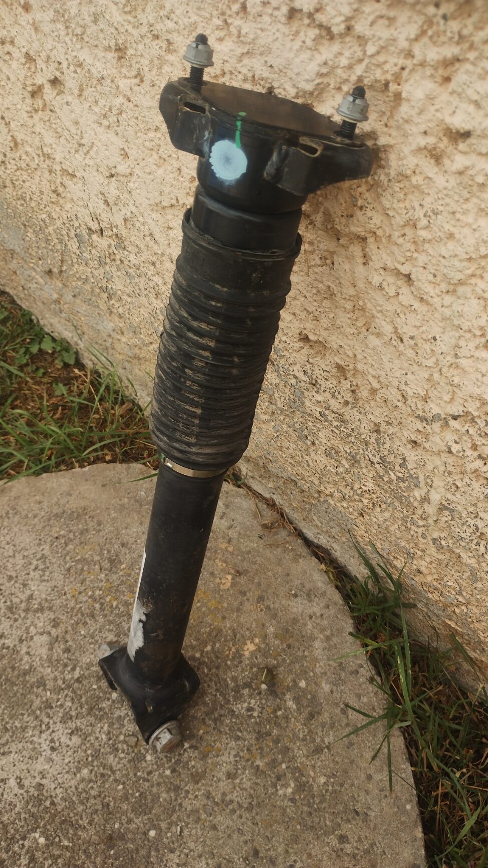 Mercedes-Benz ML 350 AMG 2014 Amortiguador Trasero Derecho OEM A1663261500