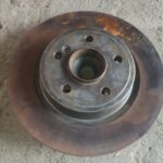 Mercedes-Benz CLA 200 2014 Disco Freno Trasero Izquierdo Con Maza OEM A2463340006