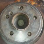 Mercedes-Benz CLA 200 2014 Disco Freno Trasero Izquierdo Con Maza OEM A2463340006