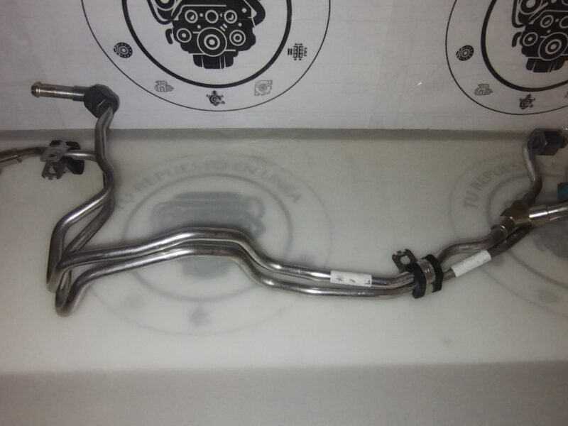 IMG_20260323_150119568 Mercedes-Benz ML350 2012-2015 Línea Combustible OEM A2760702332