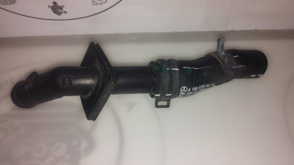 Mercedes-Benz ML350 2012-2015 Manguera Refrigerante OEM A1668300496