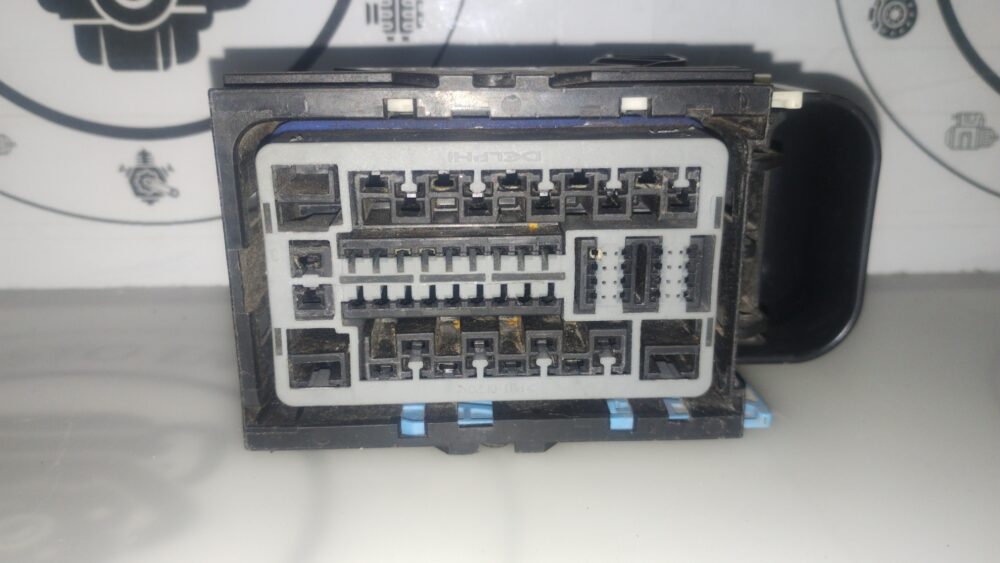 Ford Fusion 13-16 Conector BCM DELPHI 54 Pines OEM