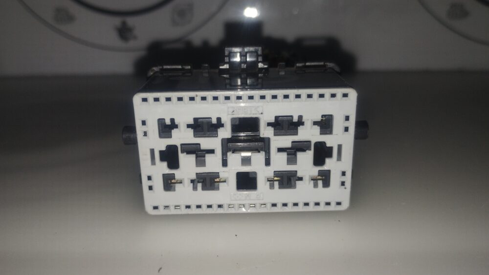 Ford Fusion 13-16 Conector BCM Carrocería 58 Pines OEM