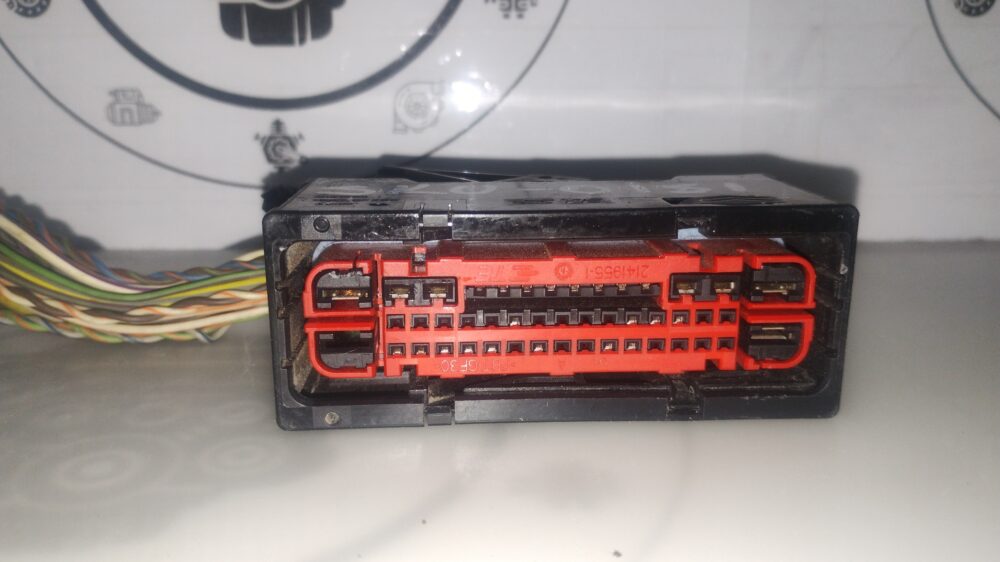 Ford Fusion 2.0L 13-16 Conector ECU Motor 46 Pines OEM TE Connectivity