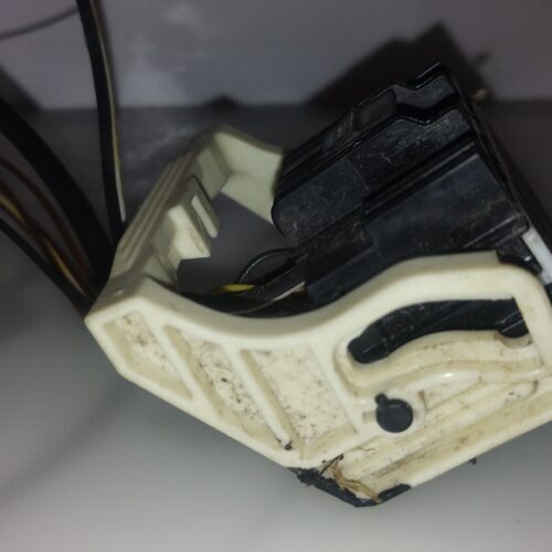 Ford Fusion 13-16 Conector BCM Tablero 43 Pines Delphi OEM