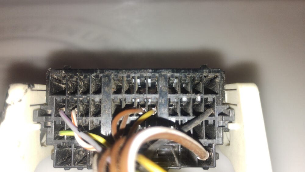 Ford Fusion 13-16 Conector BCM Tablero 43 Pines Delphi OEM