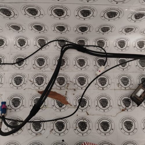 e93dddfb-8605-4b39-9d72-a3a98a4a5775 Mercedes CLA 200 2014 Puerto Multimedia USB Aux A 246 820 1715