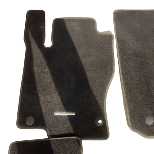 f45b0364-598b-4e33-8b5c-7b2c4e9bb1f4 Mercedes-Benz ML 350 AMG 12-15 Juego Tapetes OEM Originales