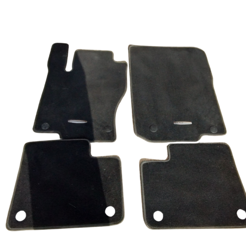 f6d728d2-8ef7-4503-8b72-43f2d2f6b7f3 Mercedes-Benz ML 350 AMG 12-15 Juego Tapetes OEM Originales