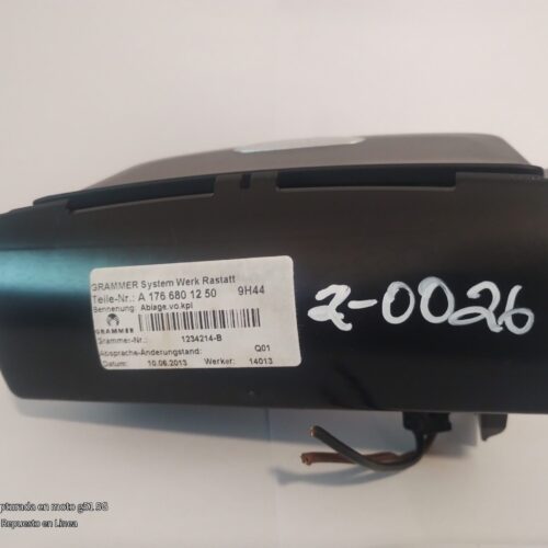 IMG_20250513_174720446 Mercedes-benz Cla 200 2013-2016 Consola / Cenicero Central