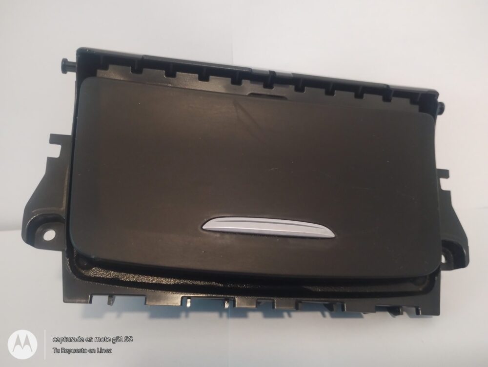 Mercedes-benz Cla 200 2013-2016 Consola / Cenicero Central