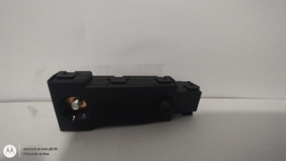 IMG_20250514_183003506 Mercedes-benz Cla 200 2014 Amplificador Antena A2229020004